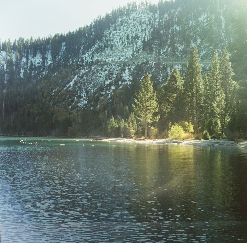 YASHICA MAT 24