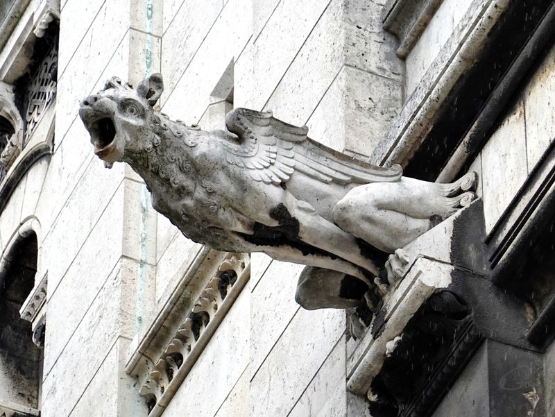 Basilique Sacr-Coeur - Gargoyle