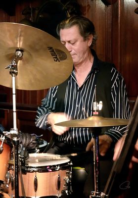 Jazz on Le Calife - Florin Niculescu - Drummer