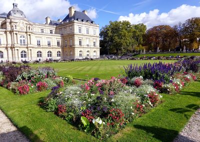 Flowers with Luxembourg Palace in the Background