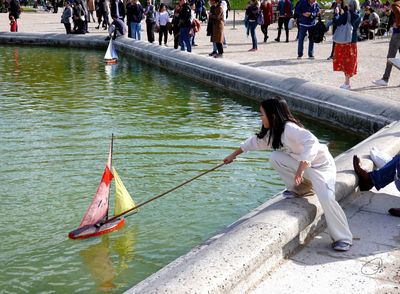 Luxembourg Garden - Playing with a Saiboat
