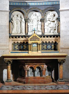 Basilique Sacr-Coeur - Side Chapel