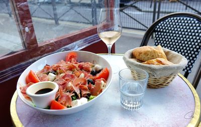 Café des Arts - Italian Salad and Bread