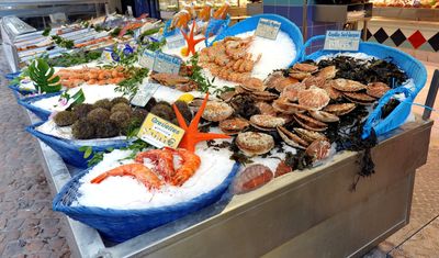 Rue Mouffetard - Poissonnerie Mouffetrad