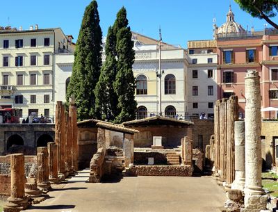 Largo di Torre Argentina, Rome