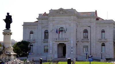 NOVA Medical School with statue of José Tomás de Sousa Martins, Lisbon