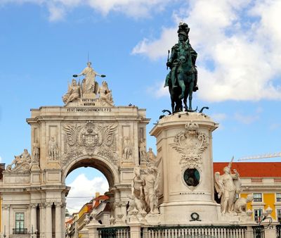 Estátua Equestre de Dom José I with Arco da Rua Augusta, Praça do Comércio, Lisbon