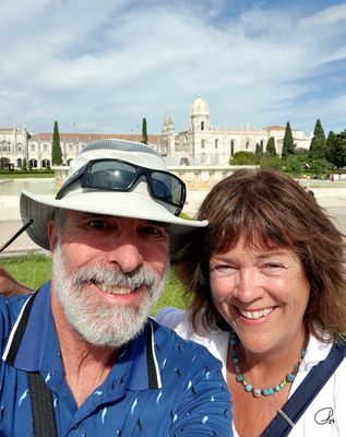 Selfie at Jardim da Praça do Império, Lisbon