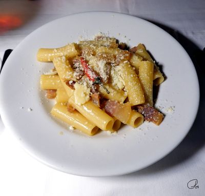 Dinner at Da Gino al Parlamento, Rome