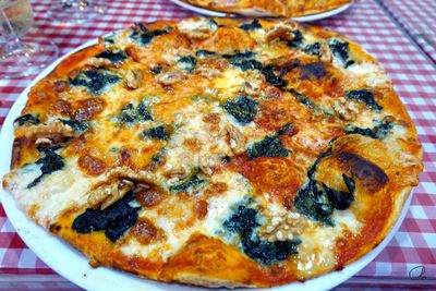 Lunch at Santa Lucia Pizzaria Restaurant, Lisbon