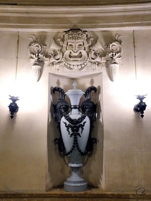 Palais Garnier - Rotunda detail