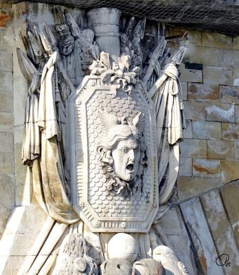 Pont des Invalides, detail