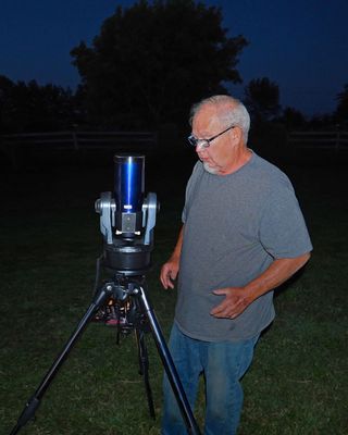 Amateur d'astronomie et de rencontres culturelles stimulantes.