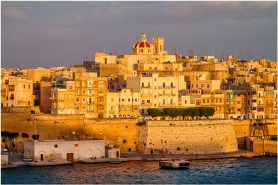 Malta 2002
