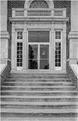School Days at Neodesha High School and ICJC 1974-1978