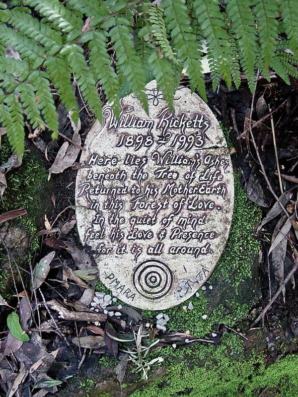 William Rickets burial place dedication plaque made by the artist-sculptor