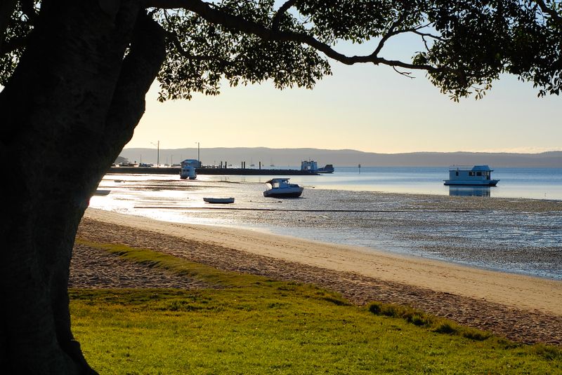 low tide Victoria Point QLD Gallery