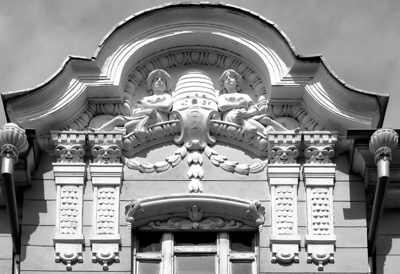Old central Ruse building facade decoration