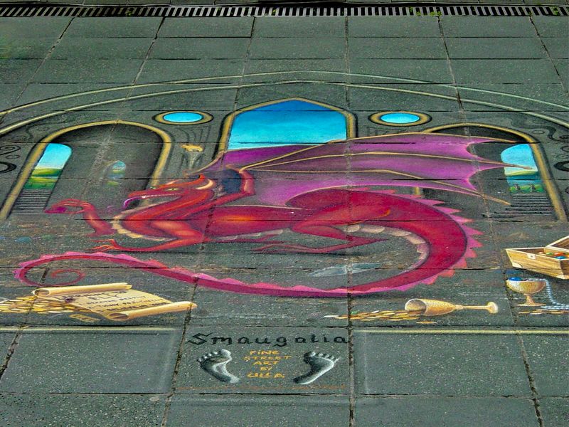 South Gate street artist ULLA