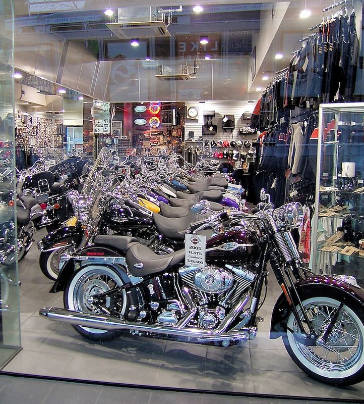 motor bikes aficionados shops