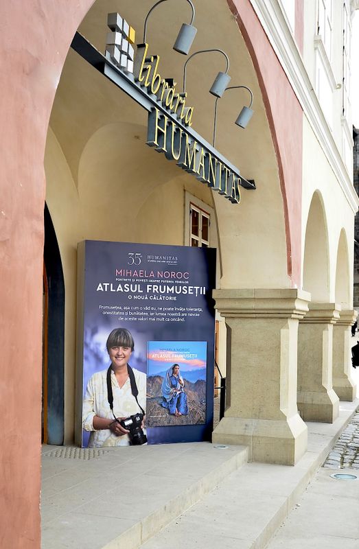 book promotion romanian photographer