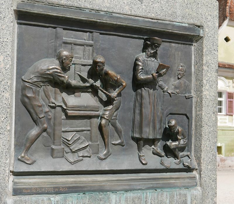 Johannes Honterus Statue side plaque
