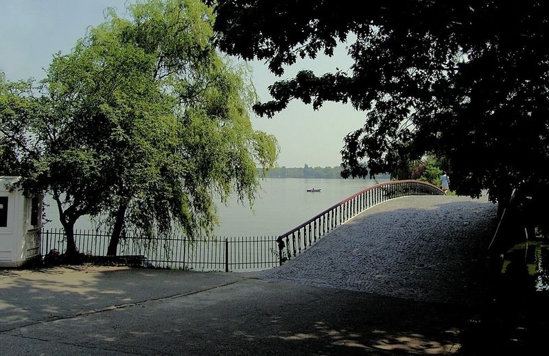 Lake Herastrau - main boat house side