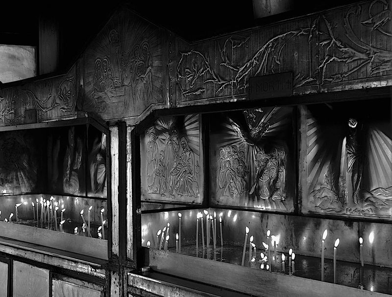 Street B&W Photography & Simple B&W Gallery