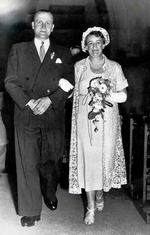 Uncle Cornel and Aunt Kathleen Tocaciu Weeding Picture
