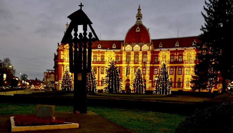 The Prefecture and the Monument to 1989 Heroes of the Revolution against comunist dictatorship
