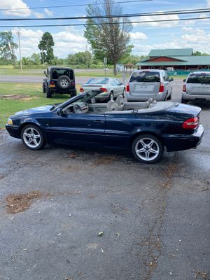 Volvo C70 Convertible with 5 Speed Manual