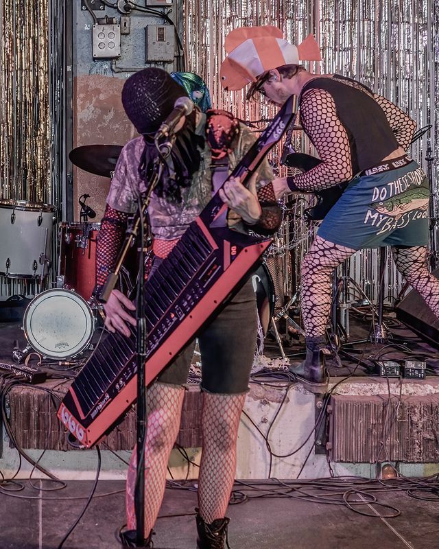 bASS