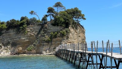 Cameo Island