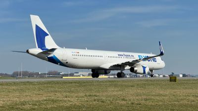 YR-FIC FLYONE Romania Airbus A321-231(WL) - MSN 6002