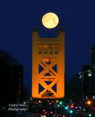 Full Moon & Tower Bridge 