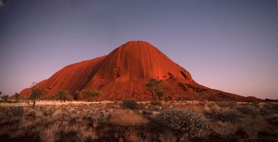 Uluru_Panorama-1.jpg