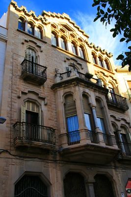 Casa Serra (Joan Rubi i Bellver) 1924-1926
