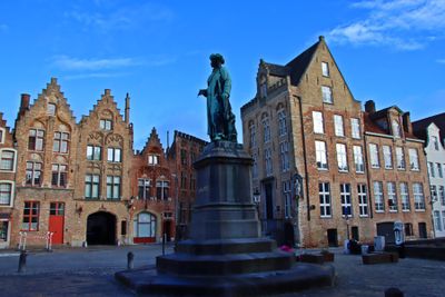 Bruges.  Jan Van Eyckplein