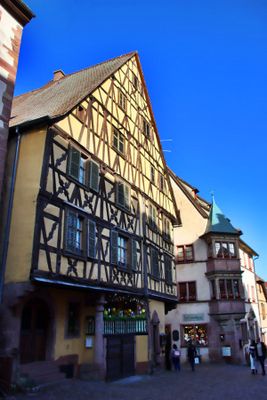 Riquewihr. Rue du Général de Gaulle