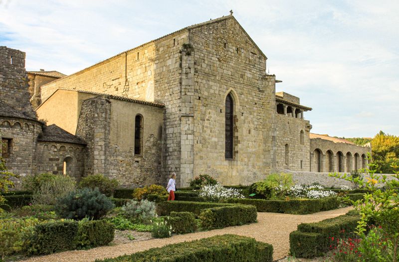 L'abbaye de Lagrasse