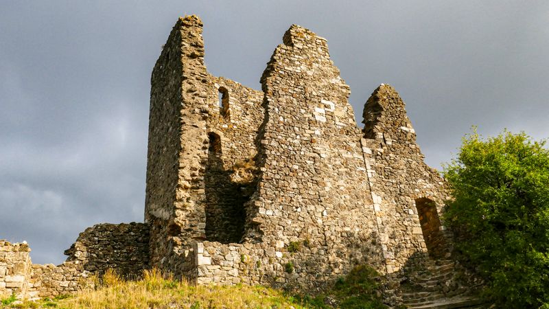 chateau de Surdespine