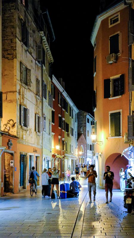 Rovinj, busy streets at evening