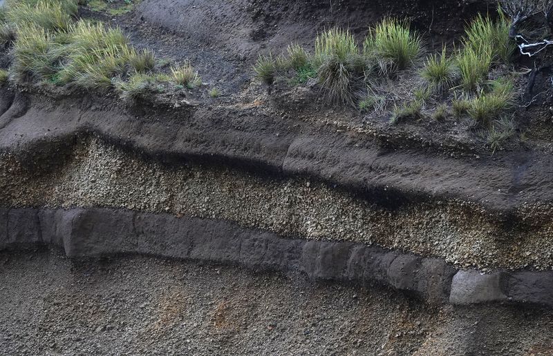 Volcanic layers.2.jpg