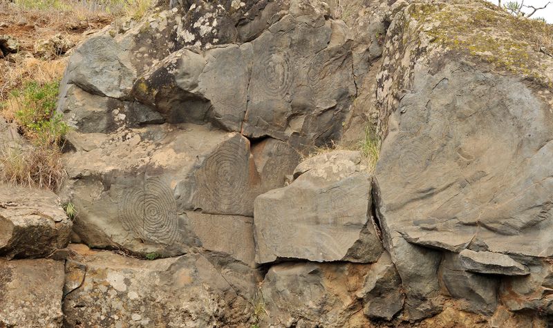 Benahoarite petroglyphs