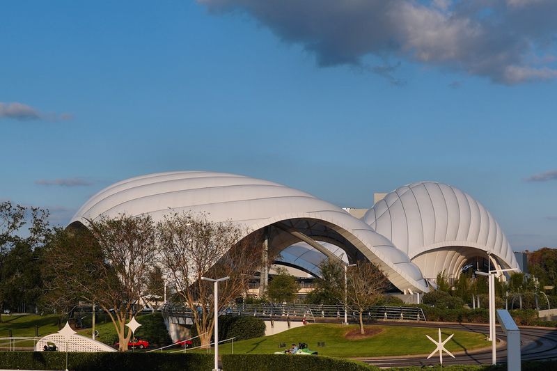 Tron ride building