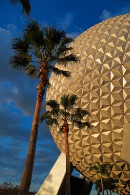 Spaceship Earth and palm trees