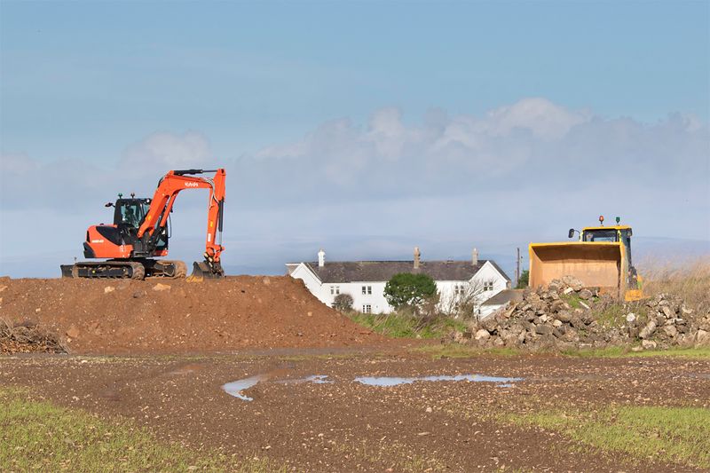 Week 45 - Diggers near East Soar.jpg