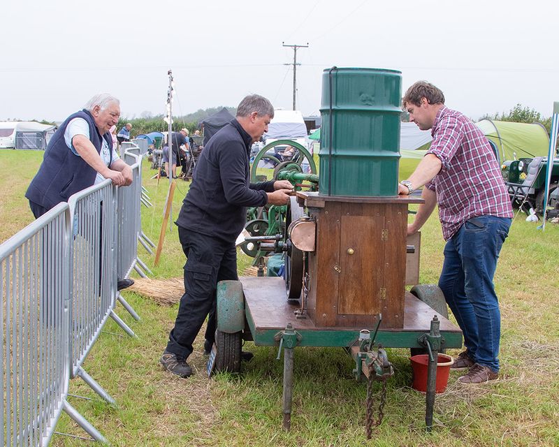 Stationary engine #1.jpg