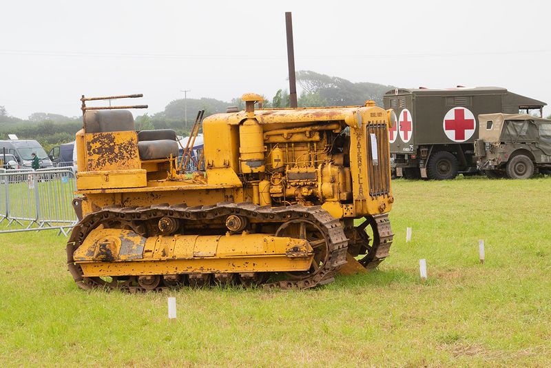 Tractors - Crawlers #1.jpg