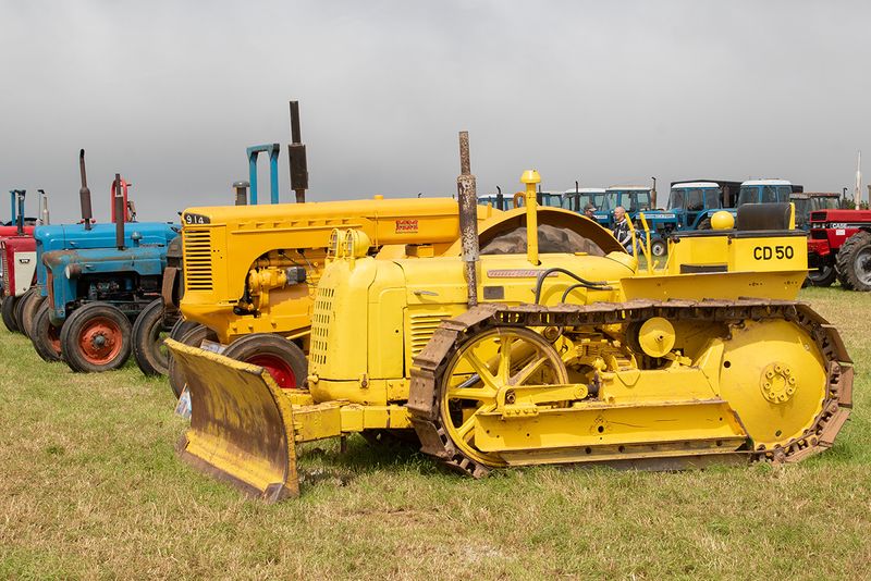 Tractors - Crawlers #3.jpg